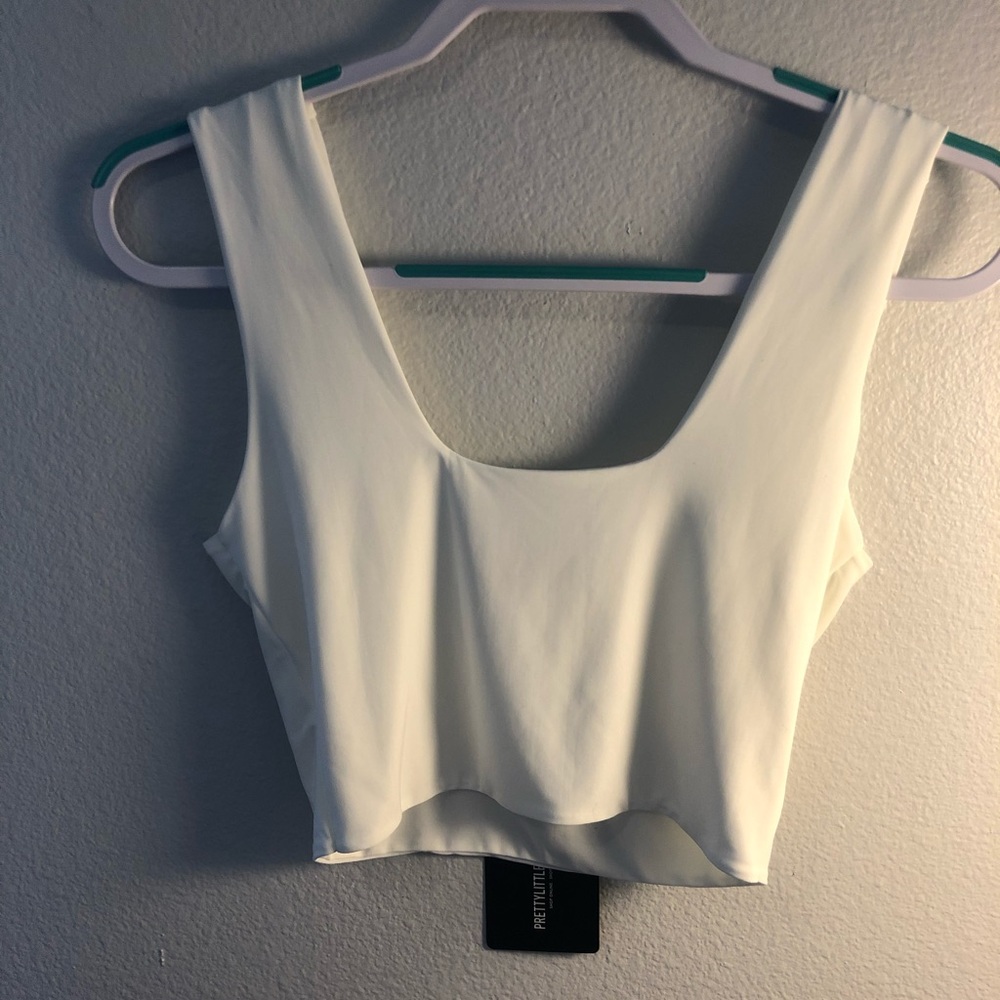 White crop top!